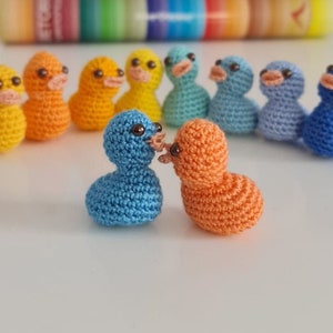 Caneton miniature au CROCHET fait à la main, décoration de canard de Pâques au Crochet, Amigurumi doux au Crochet