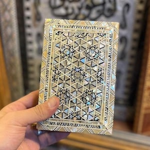 Handmade Arabesque Jewelry Box: Mother-Of-Pearl Art Deco Organizer