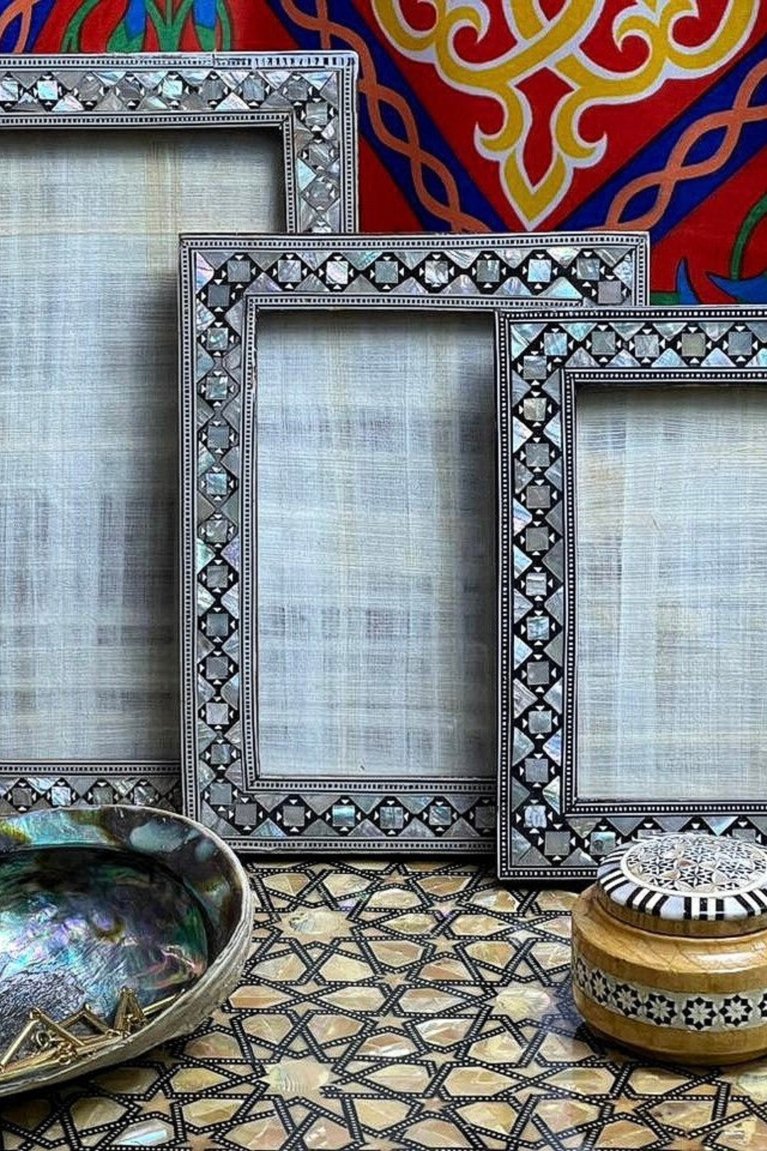 マザーオブパール象嵌額縁セット：手作りアラベスク模様の木製フレーム