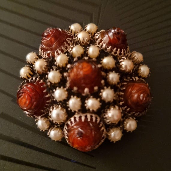 Broche Florale Vintage Années 1950 - Perles, Métal Argenté Et Verre, Pièce Unique D'occasion