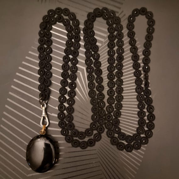 Collier ancien victorien en perles de jais frança… - image 1