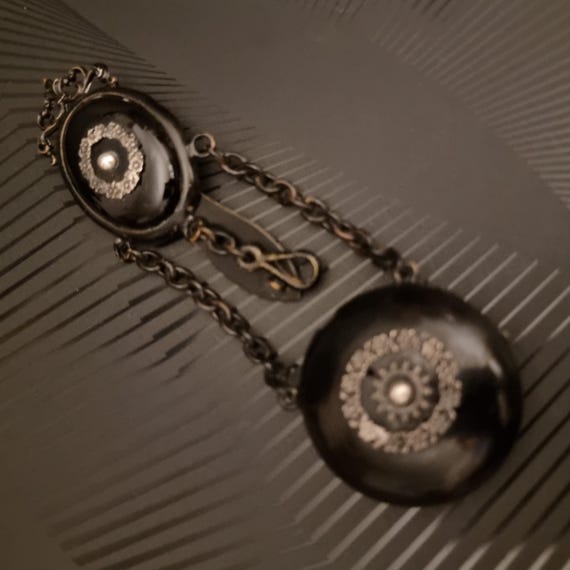 Châtelaine De Montre Gousset Vintage – Métal Blanc Avec Clef, Début 20ème Siècle