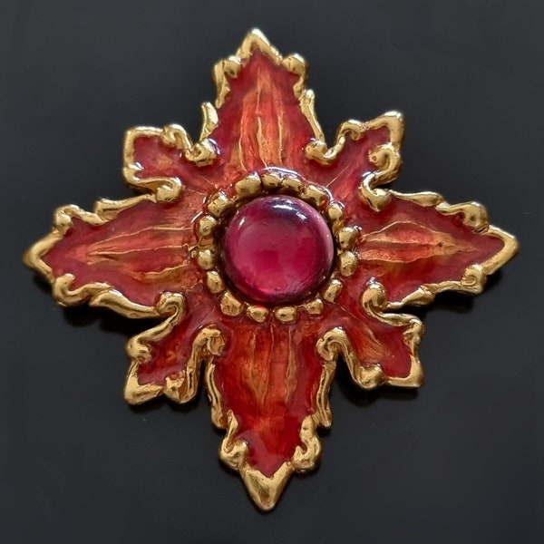 Christian Lacroix large vintage brooch in enameled gold metal. Glass cabochon