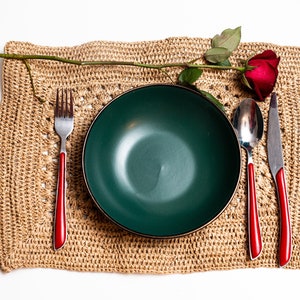 Set of 6 rectangular placemats made of naturally tea-dyed raffia (31 x 43 cm), crocheted - set of 6 tablecloths; handmade