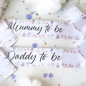 Floral Mama zu Schärpe, Papa zu Schärpe, Benutzerdefinierte Schärpe, Baby-Dusche-Schärpe, Geschlecht enthüllen Schärpe, Geschenk für Mama zu sein