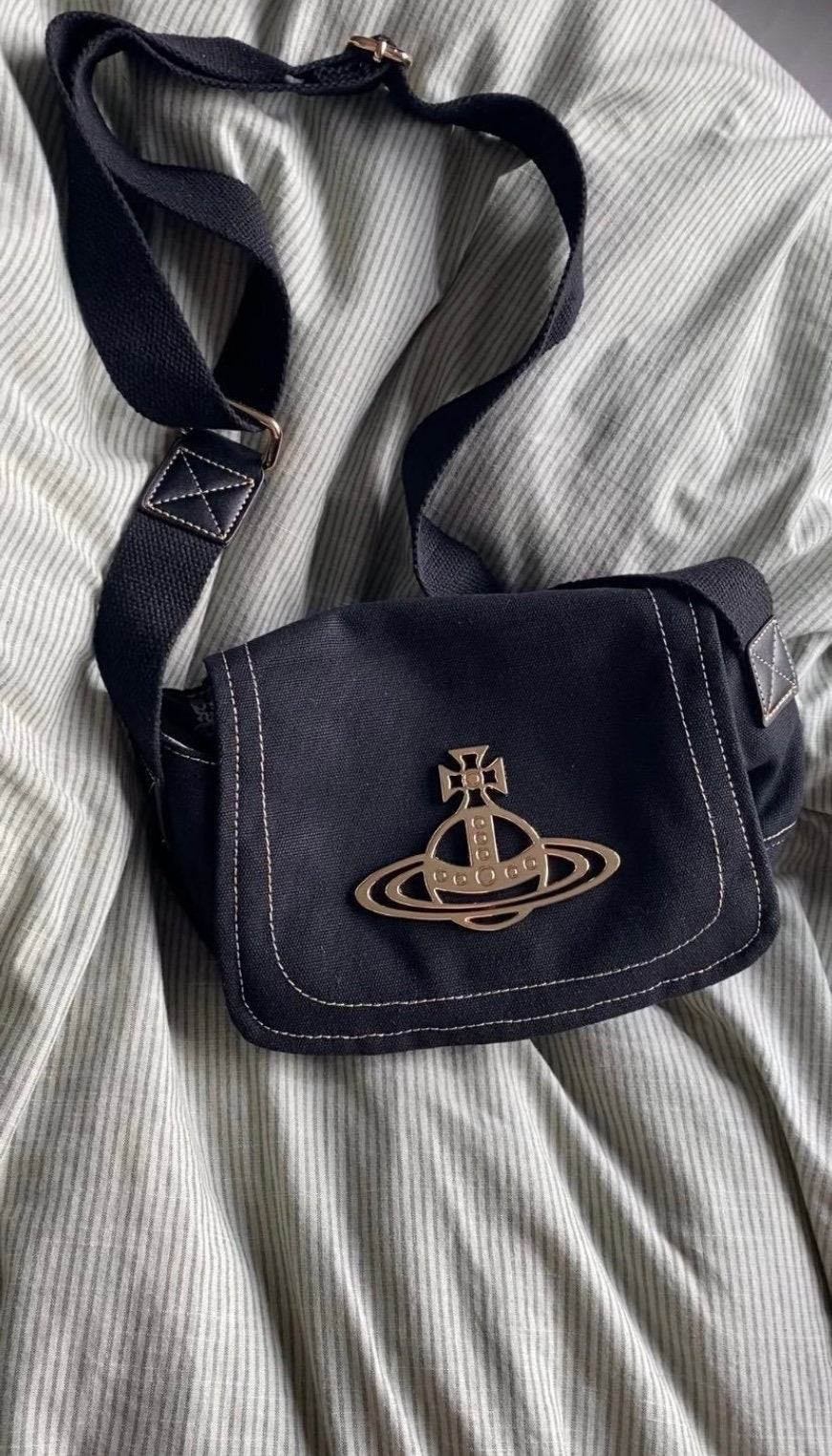 Vivienne Westwood Bag | hartwellspremium.com