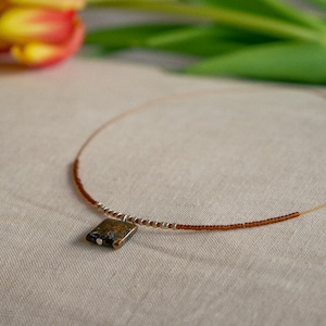 Miyuki Perlenkette, zarte Boho-Halskette, kleiner Perlen-Choker, minimalistische Halskette.