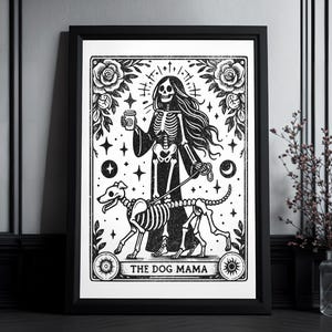 Kunstdruck Tarot Karte "The Dog Mum" | High Quality Art Print | Goth Wallart | Gift for Goth | Dog Lover | Dog Portrait | Cute Dog Drawing
