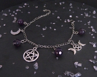 Witchy charm bracelet with amethyst moon and pentagram | Goth Alternative Accessories | Moon Witchy Bracelet | Alternative handmade jewelry