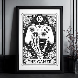 Kunstdruck Tarot Karte "The Gamer" | High Quality Print | Skeleton Hand | Goth Wall Art | Gift For Gamers, Goth People | Occult Art
