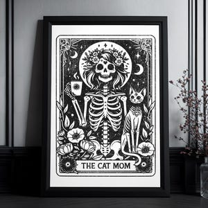 Carte de tarot imprimée d'art "La Maman Chat" | Impression d’art de haute qualité | Art mural gothique | Cadeau Goth Cat Lover | Dessin de chat mignon | Squelette avec chat