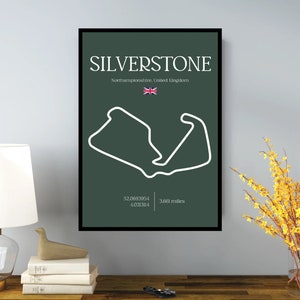 Silverstone F1 British Grand Prix Map Circuit Print Poster - Perfect Gift for Racing Fans and Car Enthusiasts