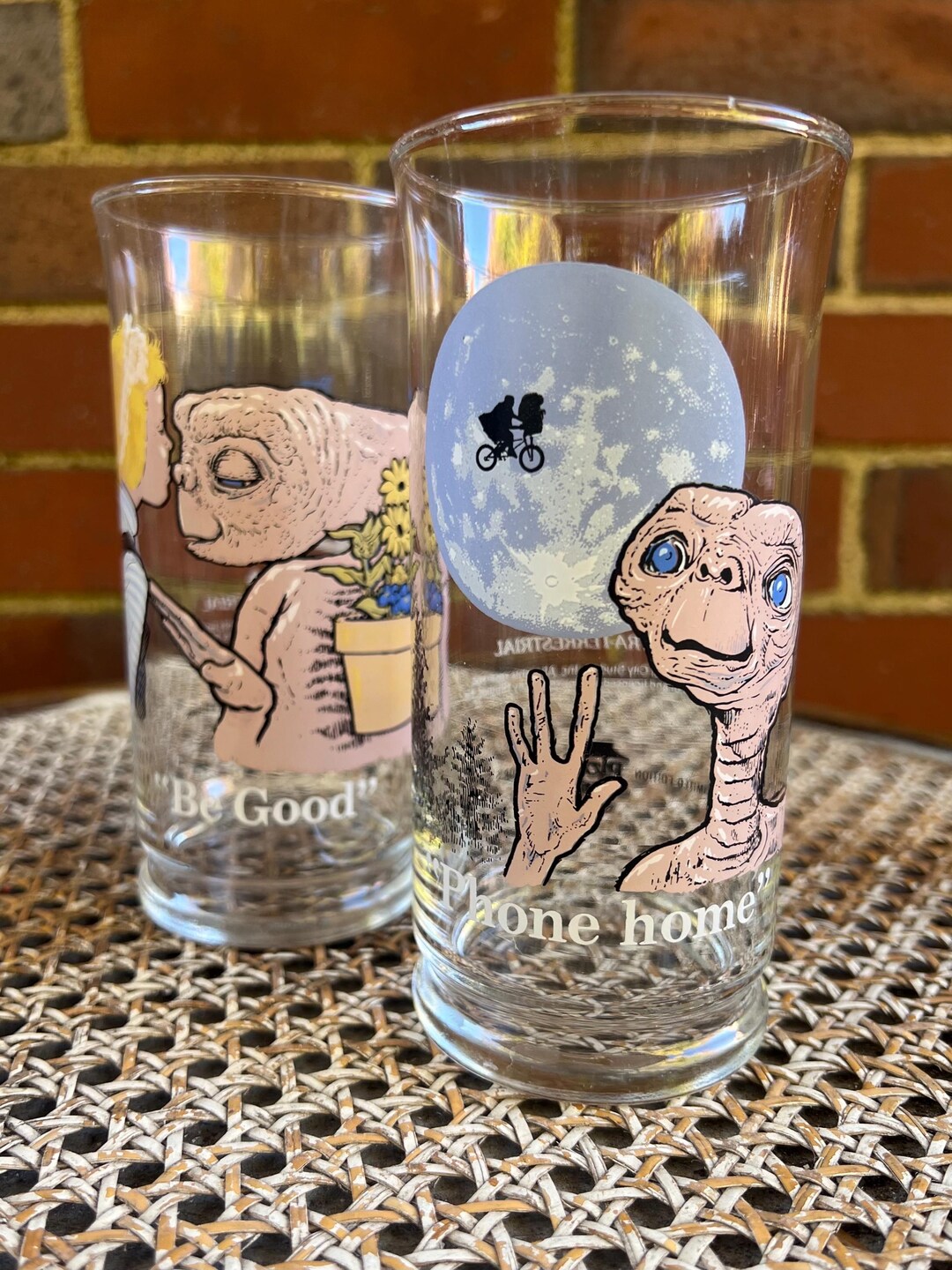 Set of 2 ET Pizza Hut Glasses 1982 - Etsy