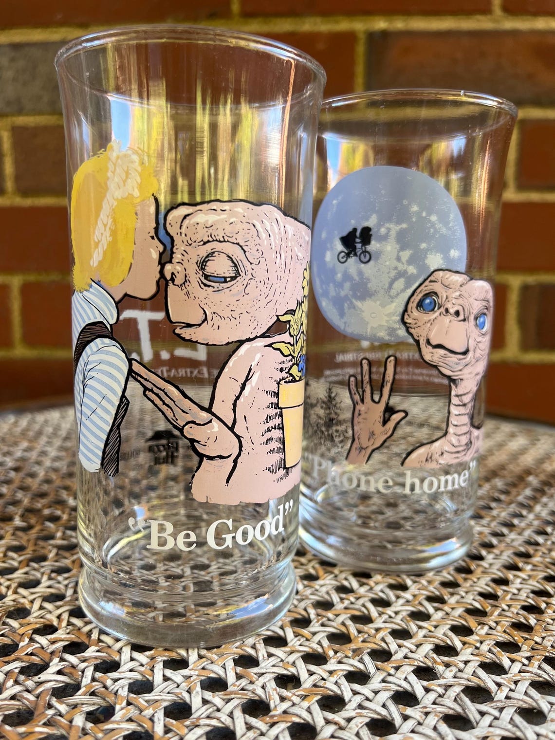 Set of 2 ET Pizza Hut Glasses 1982 - Etsy