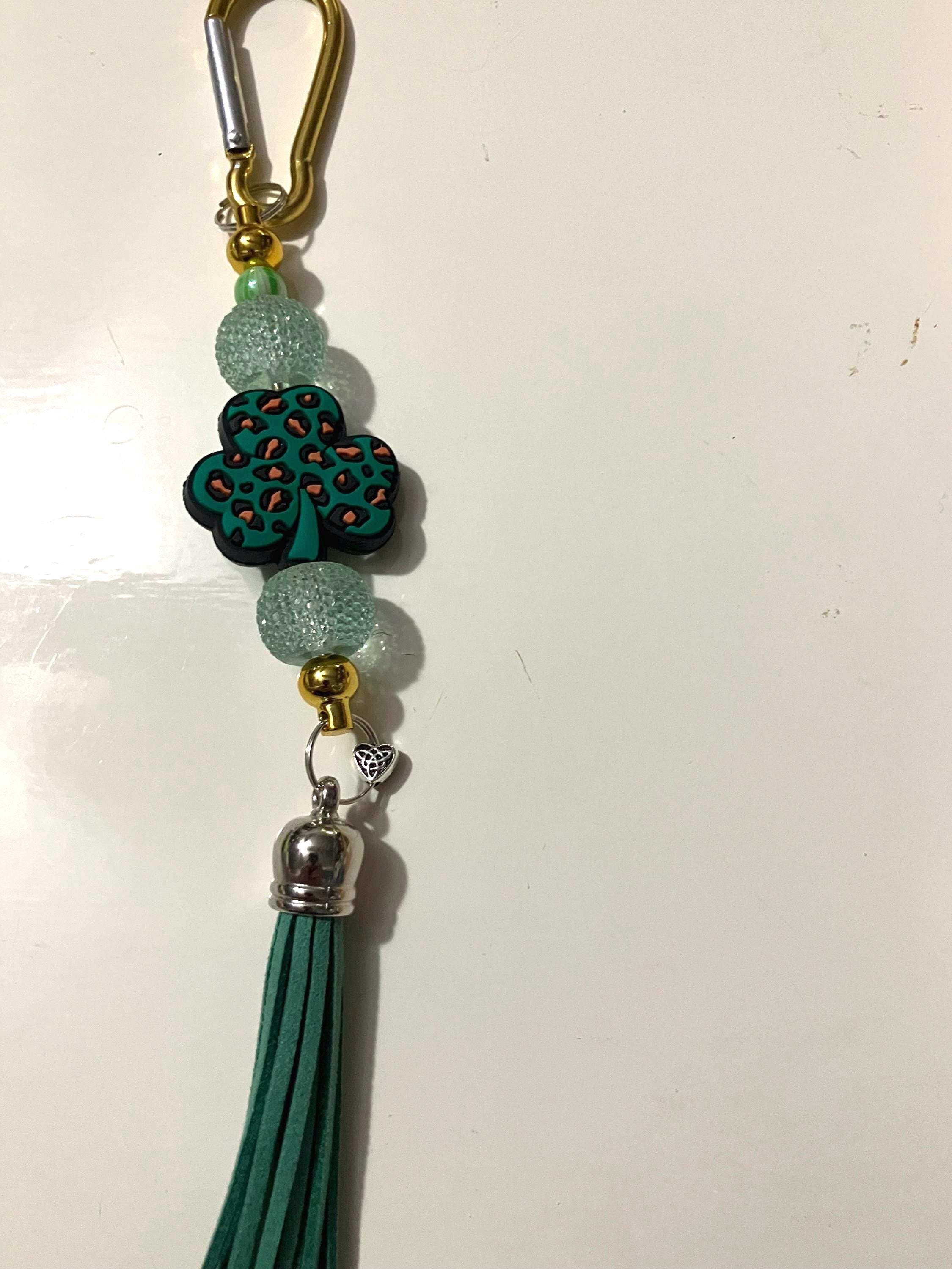Shamrock, St. Patrick’s Day Beaded Key Chain - Etsy