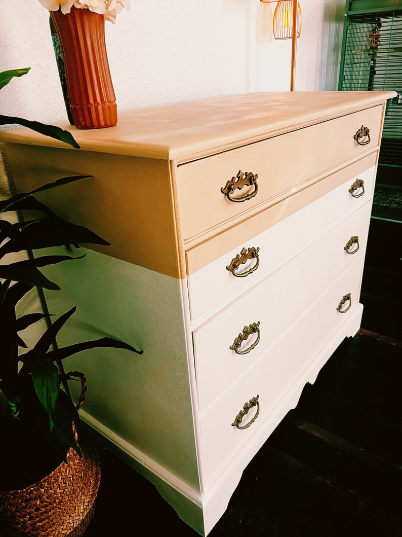 Picture of 5 Minimalist Furniture Refinishing Ideas That Transform Any Space