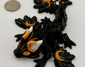Pequeño dragón lunar sagrado