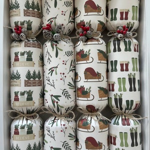 Sleighs and Wellies Christmas Crackers