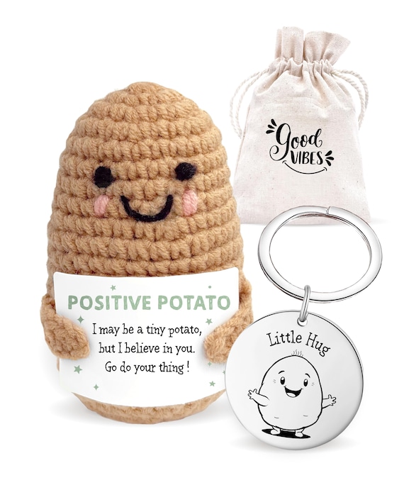 Hand-crocheted Positive Potato Pete in english – Gift Set: Lucky Potato incl. Gift Bag & Keychain (Pocket Hug) + Sticker - handmade