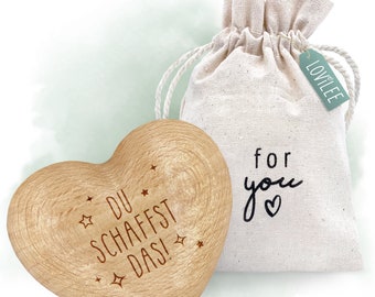 LOViLEE® hand flatterer, you can do it - wooden heart incl. extra gift bag and greeting card set - lucky charm, gift and encouragement