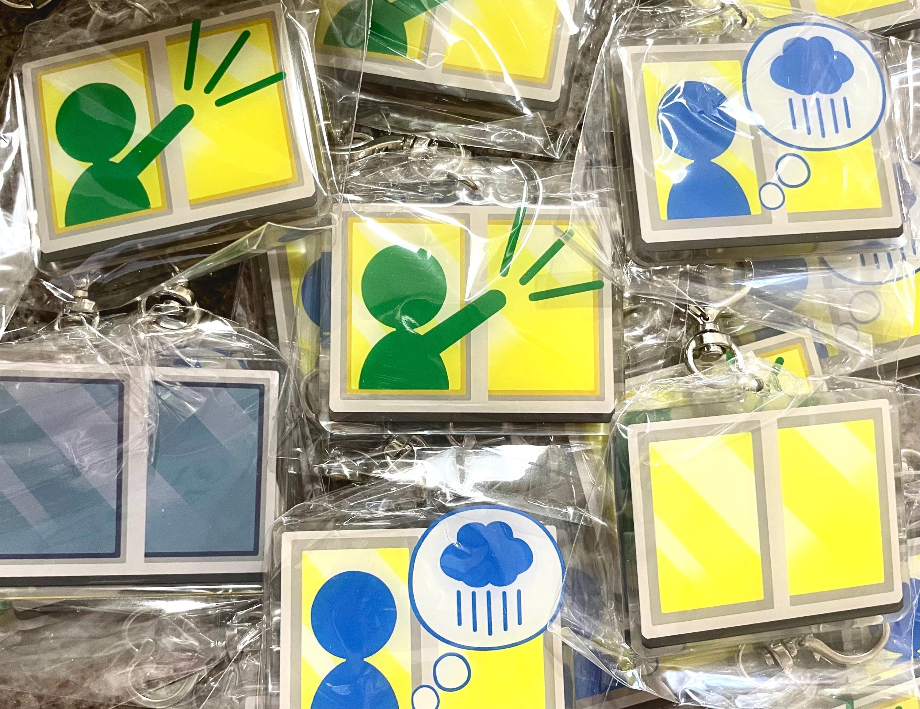 サプライ・アクセサリ・グッズ mii Tomodachi Life Window Acrylic Charms VOL. 2 - Etsy