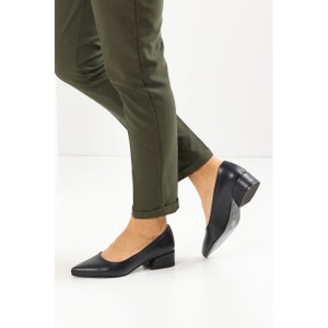Navy Blue Chunky Heels - Versatile Pointed Women&#39;s Shoes for Weddings, Special Occasions, and Office Wear. Comfy & Stylish