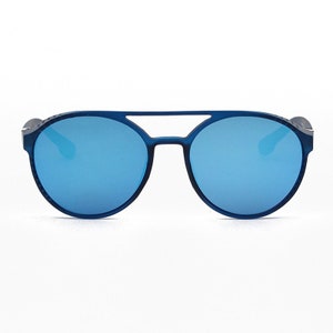 Lunettes de soleil polarisées Rivet Punk uniques, marque de luxe pour femmes, cadre de bouclier noir, lunettes de soleil rondes, nuances Hip Hop féminines Bleu