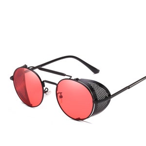 Gafas de sol Retro Steampunk, marco de parabrisas con personalidad, película de Color redondo, lentes geniales reflectantes, gafas de caballero, protección UV400 Black Red