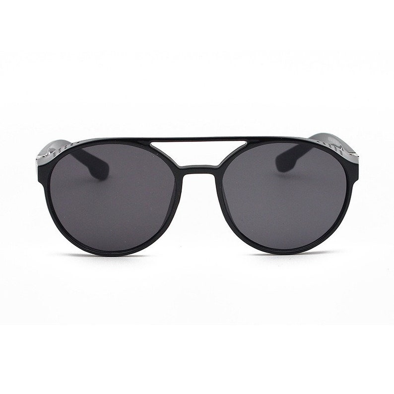 Lunettes de soleil polarisées Rivet Punk uniques, marque de luxe pour femmes, cadre de bouclier noir, lunettes de soleil rondes, nuances Hip Hop féminines Matte Black