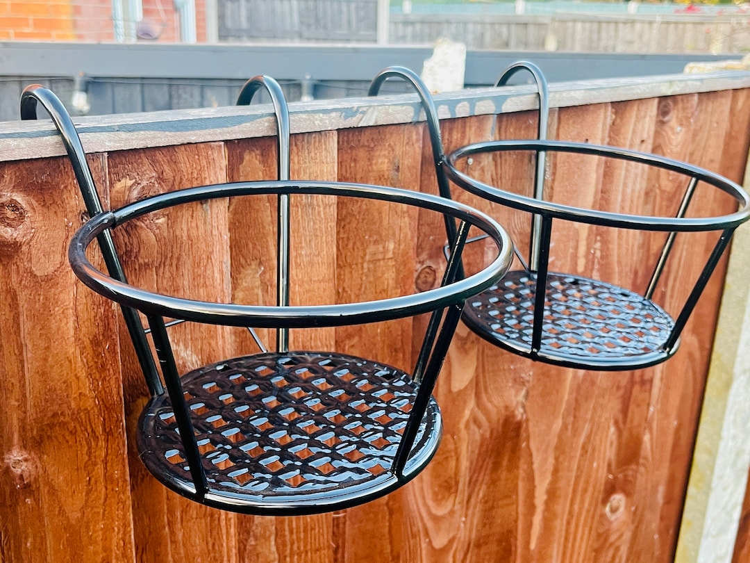 Balcony Hanging Planters Round Metal Hanging Balcony Planters Flower