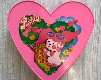 Vintage 1982 Pink Poochie heart storage case. 80s kids toys and nostalgia.