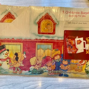 Vintage 1980s Strawberry Shortcake Christmas gift box. Never opened.