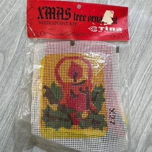Vintage Christmas Needlepoint craft kit. Never opened. 5x7 size. Christmas Latchhook kit.