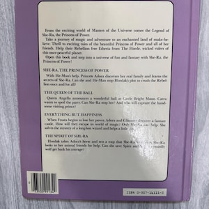 Vintage 1980s She-Ra Princess of Power The Queen of the Ball book. 1980s kids toys nostalgia. bild 9