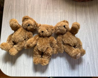 Vintage ONE 1990s Vermont Teddy Bear Company Teddy Bear. 11 inches.