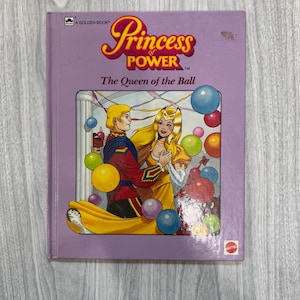 Vintage 1980s She-Ra Princess of Power The Queen of the Ball book. 1980s kids toys nostalgia. bild 1