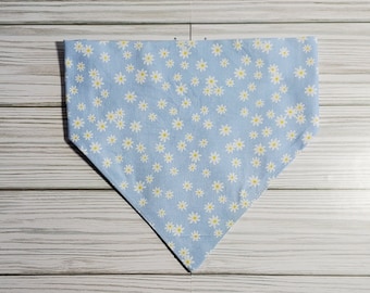 baby blue daisy dog bandana, pet bandana, cat bandana, slip on bandana, elastic bandana, dog gift, cat gifts, dog mom, dog dad, pet supplies