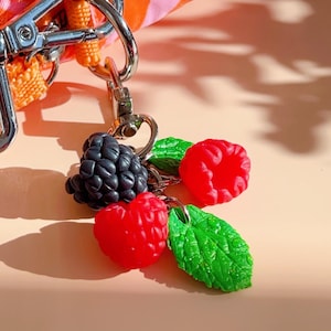 Realistic Berry Keychain Polymer Clay Raspberry and Blackberry Bag Charm Fruits Food Jewelry Miniature Backpack Accessory Gift