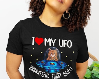 Alien I Heart Love My UFO Cat Kitty Lovers Ungrateful Furry Object T-Shirt Ginger Orange Cat