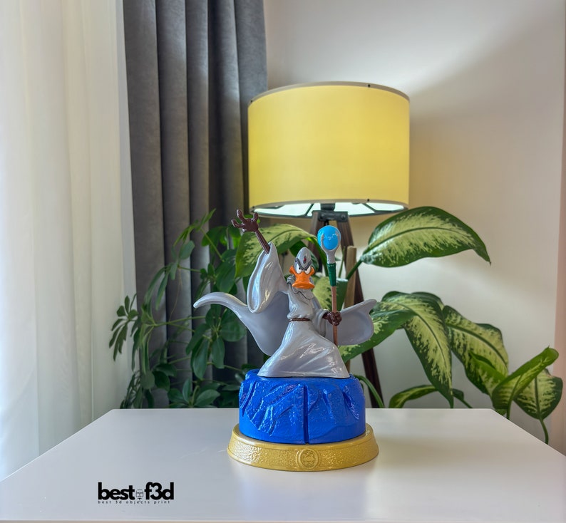 Daffy Duck the Wizard Figurine | Collectible Cartoon Decor & Gift for ...