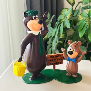 Figura 3D del oso Yogi y peluche del oso Boo-Boo / Regalos adorables para niños / Osos de dibujos animados para coleccionistas y fanáticos