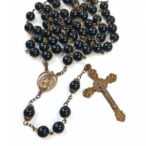Rosario de la Virgen María/Lourdes de ágata negra/crucifijo con flor de lis/bronce/reliquia hecha a mano