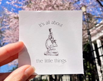 Kleine dingen microscoop sticker