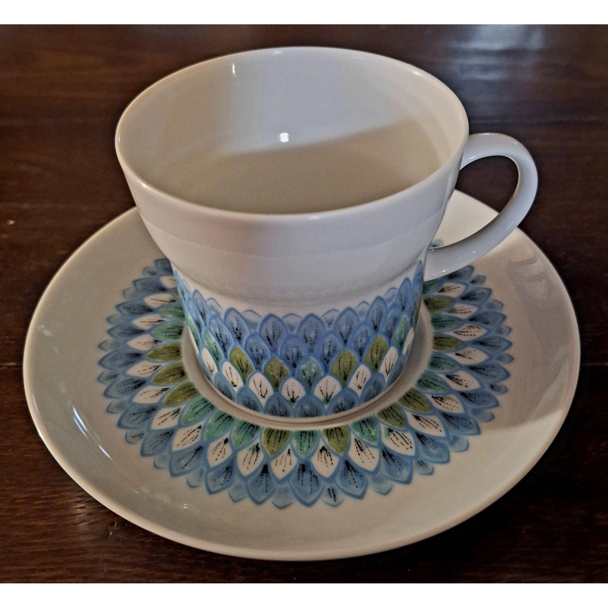Set of 4 Vintage Noritake Bahama Younger Image Flat Cup and