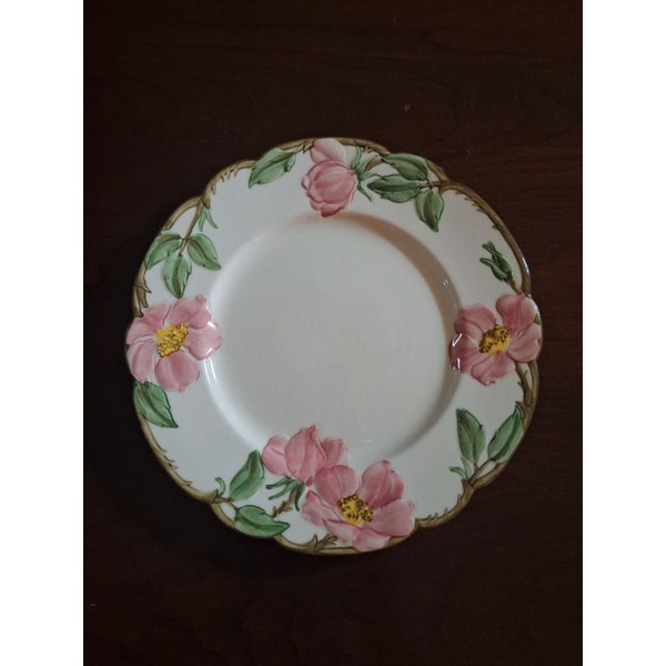 One Franciscan Desert Rose Hand Decorated Pink Roses on Cream Salad Plate