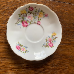 soucoupe vintage Queen Anne