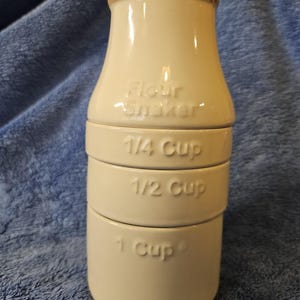 Mason Cash Flour Shaker Set: Vintage Ceramic Measuring Cups, Retro Kitchen Decor