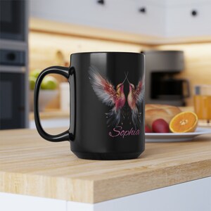 Personlig kolibrimugg, svart 45 cl fågelmugg, present till vän, elegant fågelkaffemugg, mikrovågs- och diskmaskinssäker mugg, fågelskådarpresent bild 8