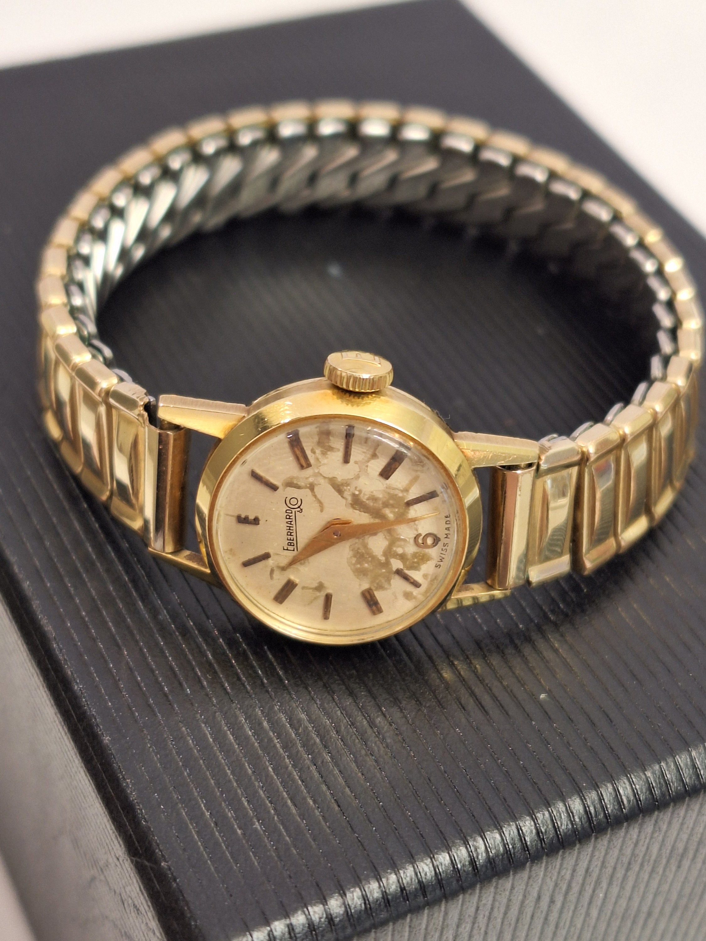 Solid 18k gold watch mens new arrivals