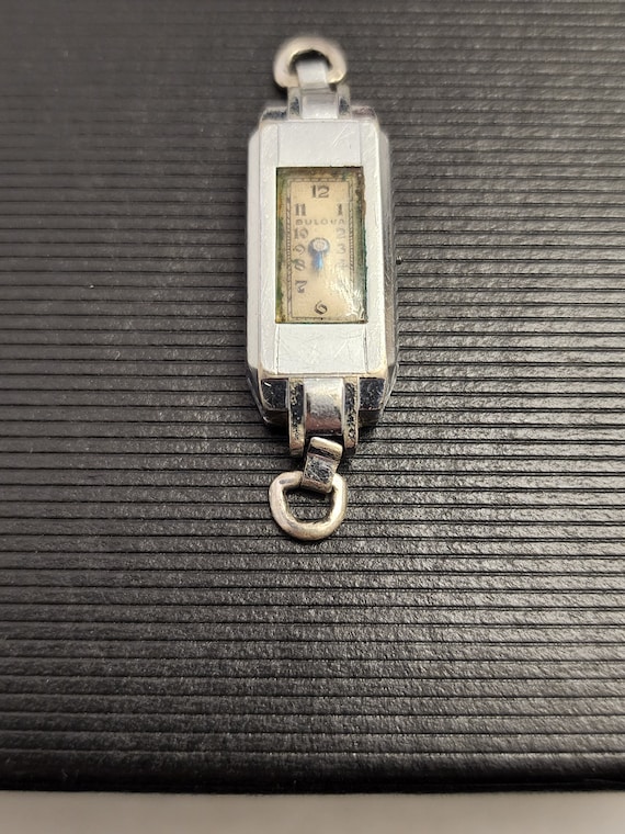 2 Montres Femme Bulova Anciennes - Pour Pièces Ou Réparation - Occasion